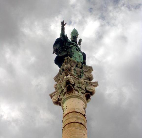 تختخواب و صبحانه Nel Cuore Del Barocco