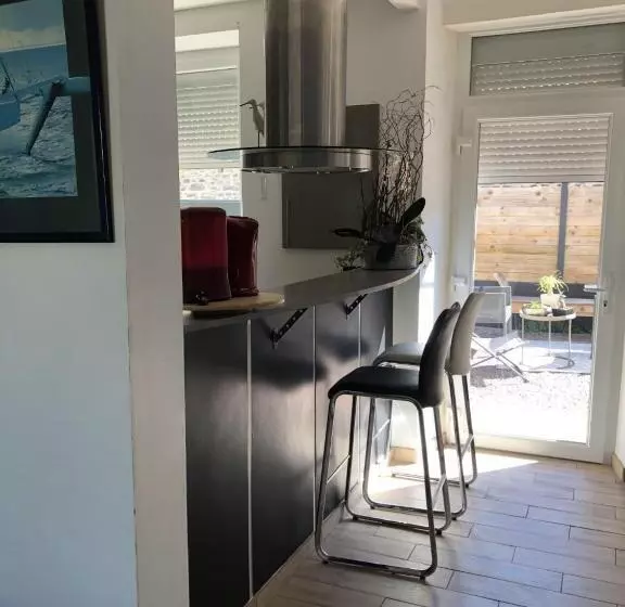 ベッドアンドブレックファースト Villa Chalet André   3 Chambres   6 Personnes
