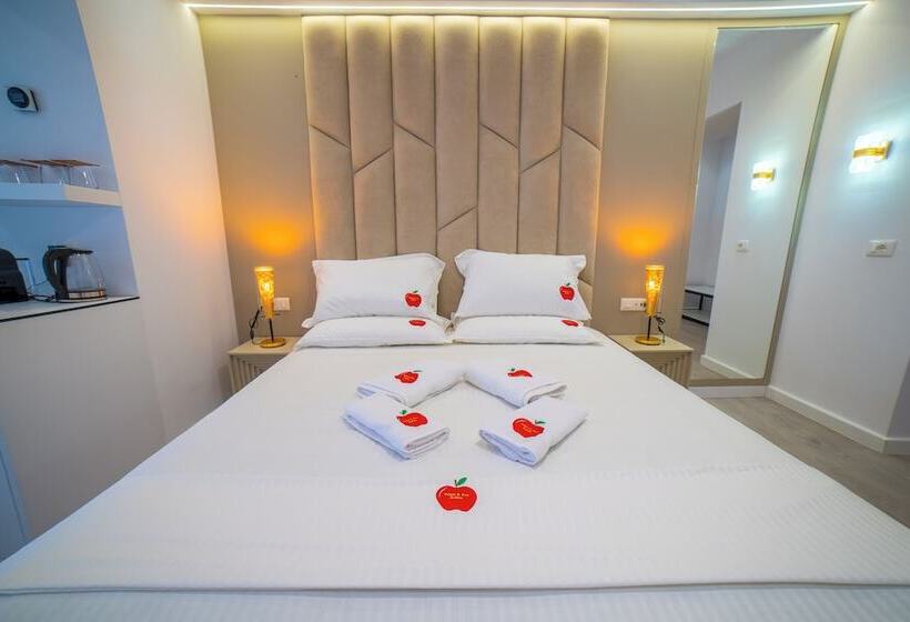 ホテル Adam & Eve Suites