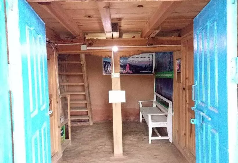 هتل Mount Mahabharat Homestay