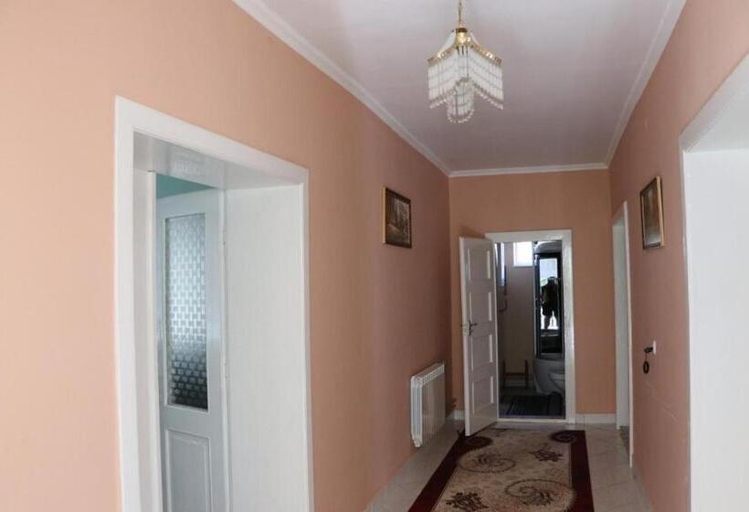 بنسيون садиба анна   термальні води косино