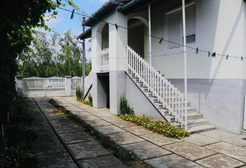 بنسيون садиба анна   термальні води косино