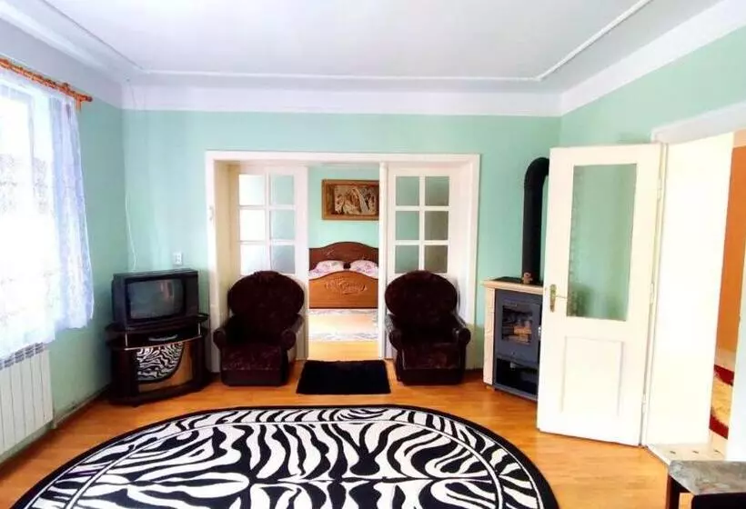 Majatalo садиба анна   термальні води косино