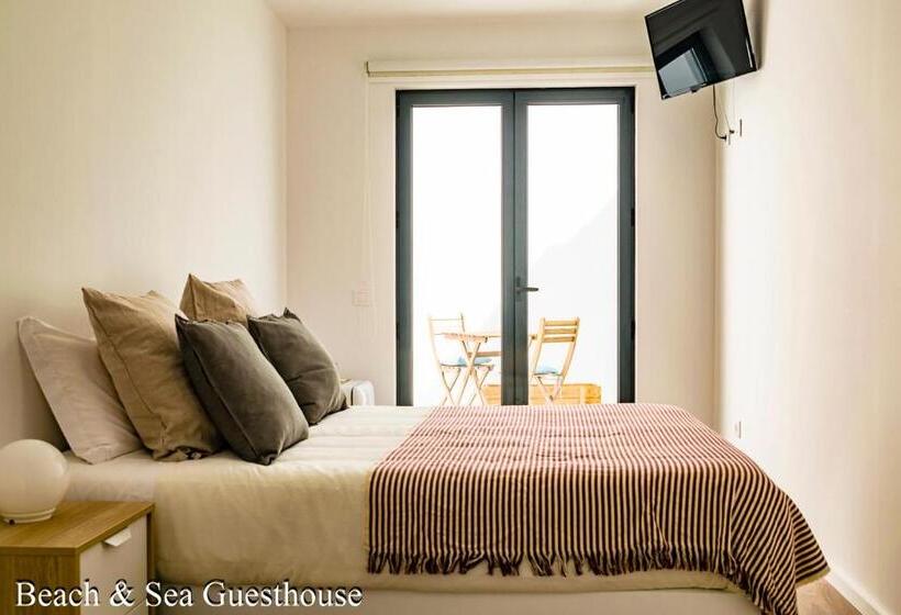 ペンション Beach & Sea Guesthouse