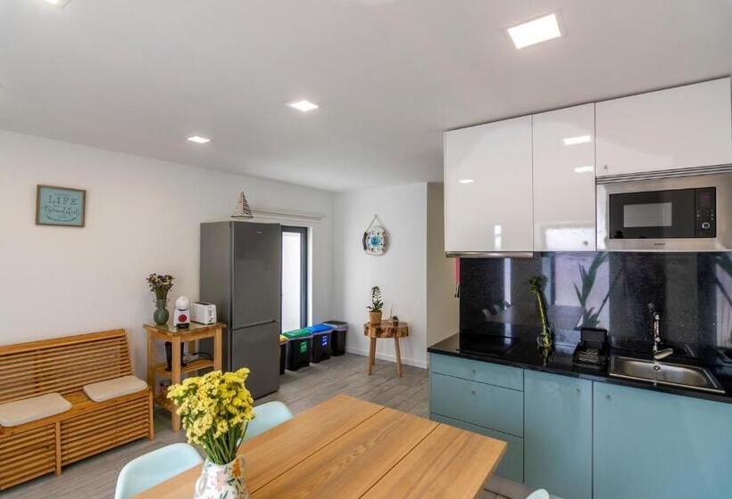 ペンション Beach & Sea Guesthouse