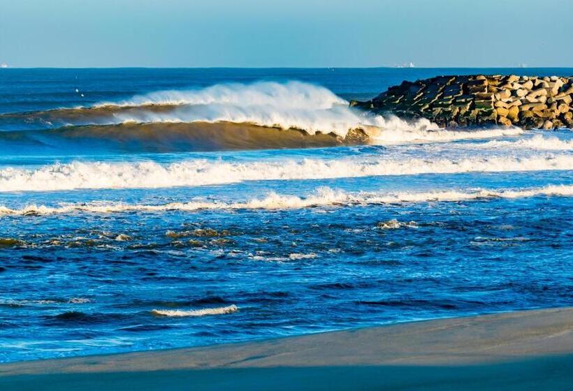 ペンション Beach & Sea Guesthouse