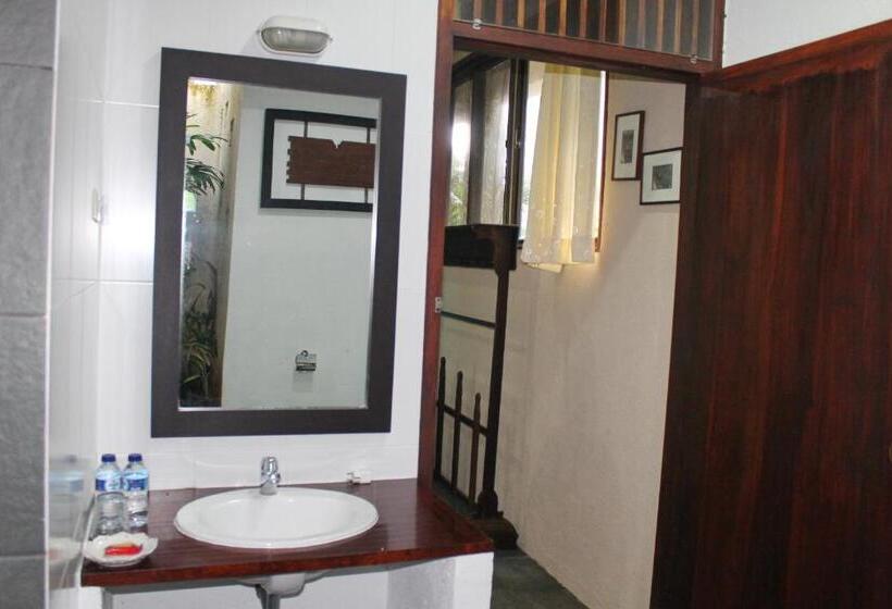 Suak Sumatera Resort