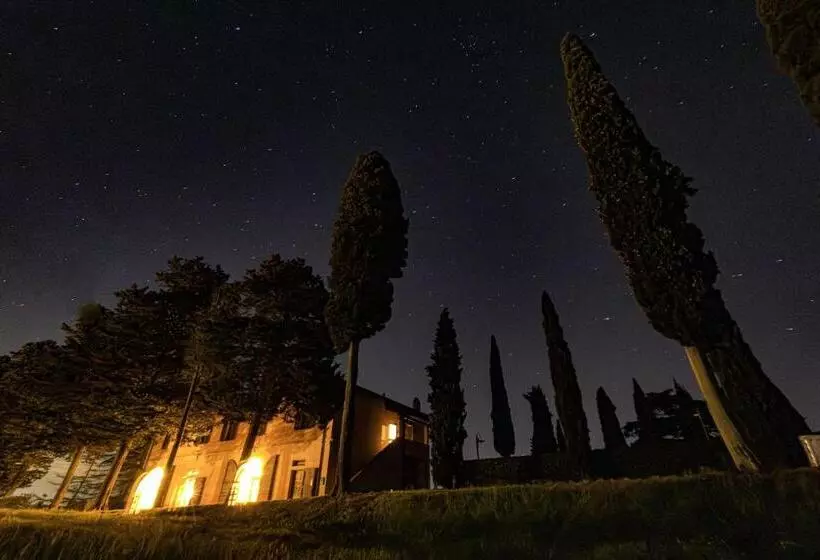 ホテル Agriturismo Terra Di Dio Toscanizzazione