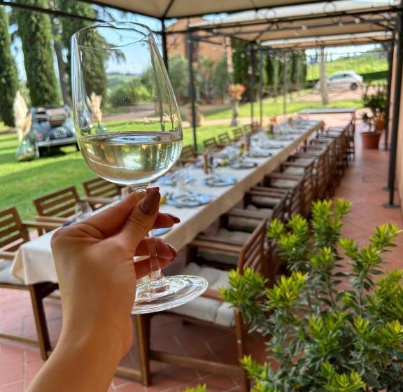 ホテル Agriturismo Terra Di Dio Toscanizzazione