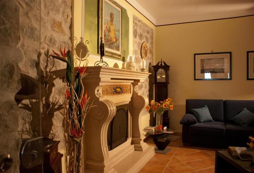 בית מלון כפרי Miramare