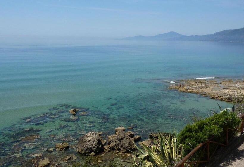 בית מלון כפרי Miramare