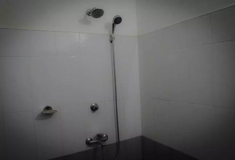 Majatalo Weaver Bird Villa