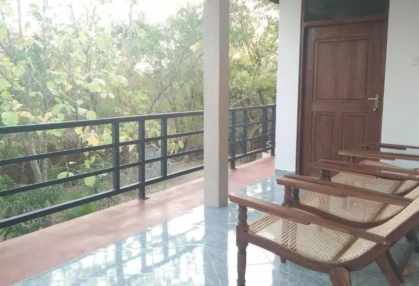 Majatalo Weaver Bird Villa