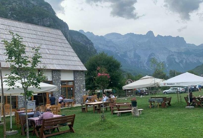 Pensão Petriti Theth