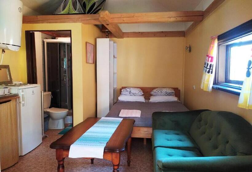 پانسیون Chill House