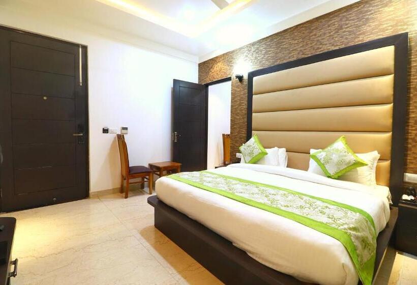 Отель Green View