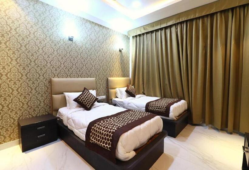 Отель Green View