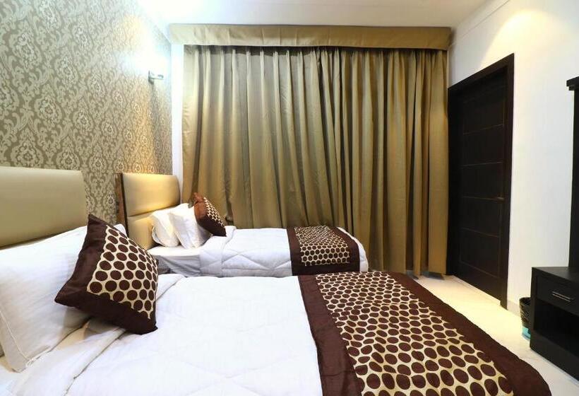 Отель Green View