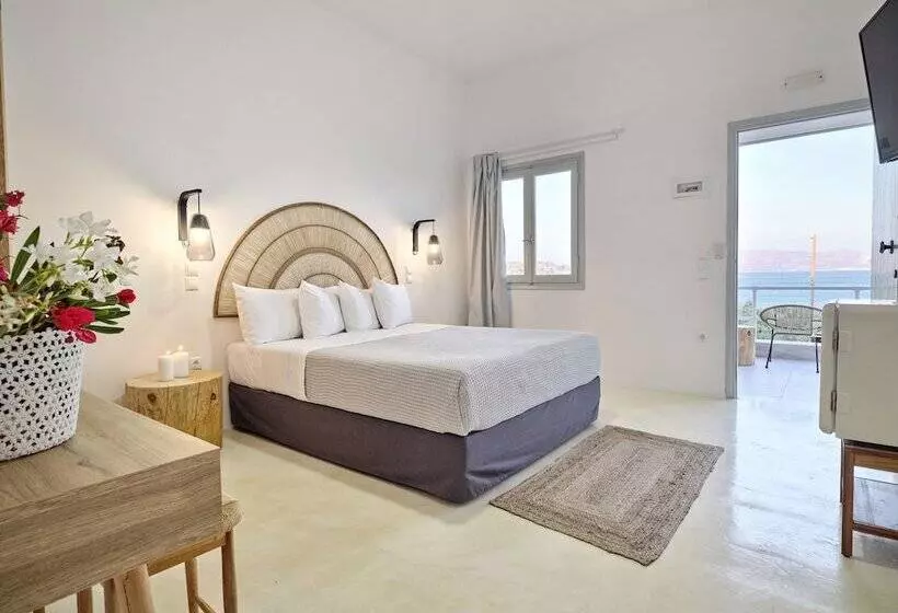 تختخواب و صبحانه Bonatsa Beach House Kimolos