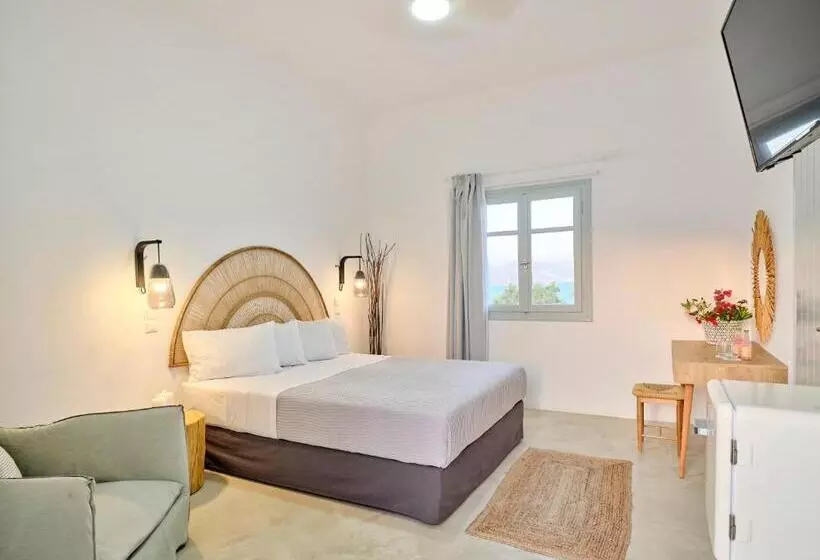 تختخواب و صبحانه Bonatsa Beach House Kimolos