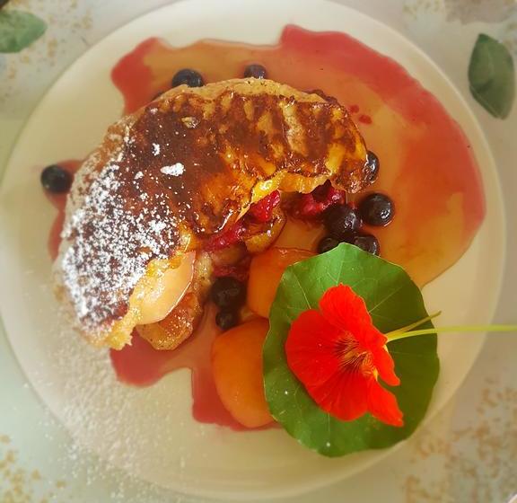 Grovely House Bed & Breakfast