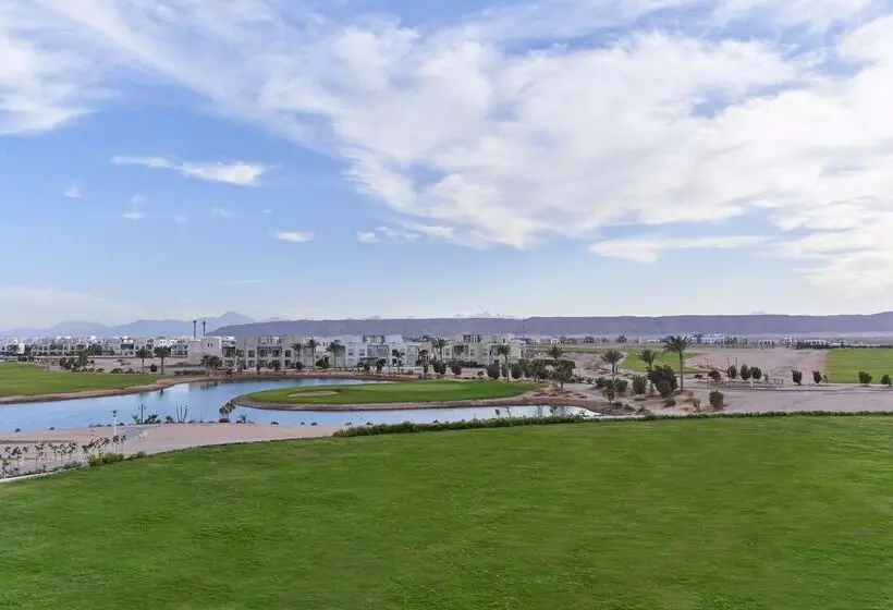 هتل Ancient Sands Golf Resort And Residences