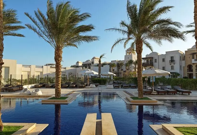 هتل Ancient Sands Golf Resort And Residences
