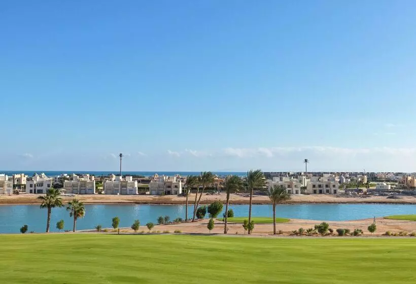 هتل Ancient Sands Golf Resort And Residences