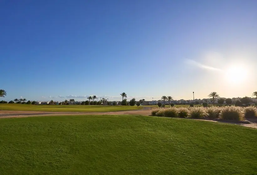 هتل Ancient Sands Golf Resort And Residences