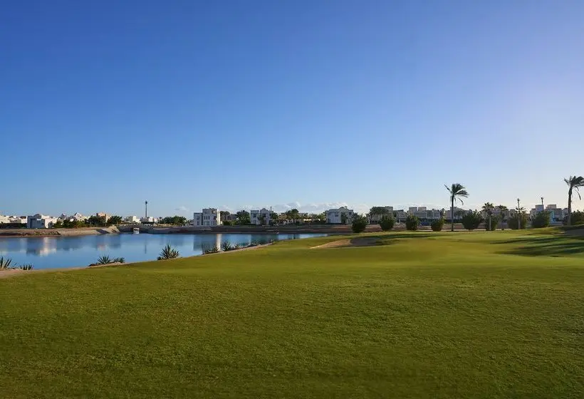 هتل Ancient Sands Golf Resort And Residences