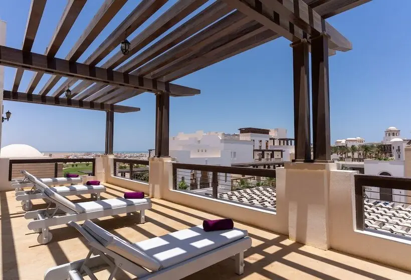 هتل Ancient Sands Golf Resort And Residences