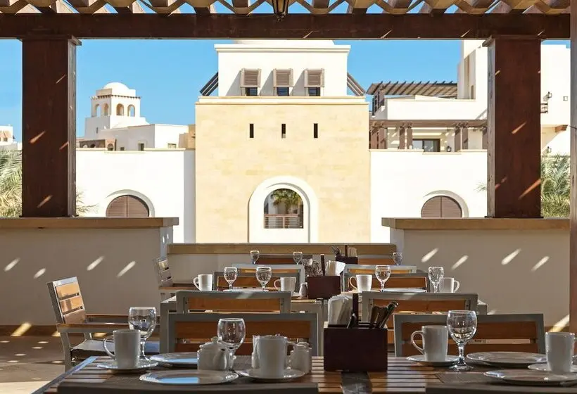 هتل Ancient Sands Golf Resort And Residences