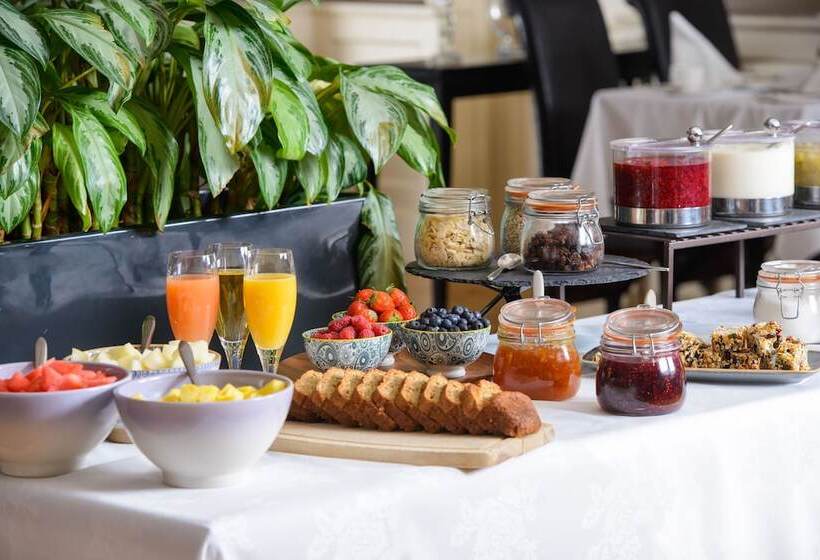 בית מלון כפרי Brook Lane