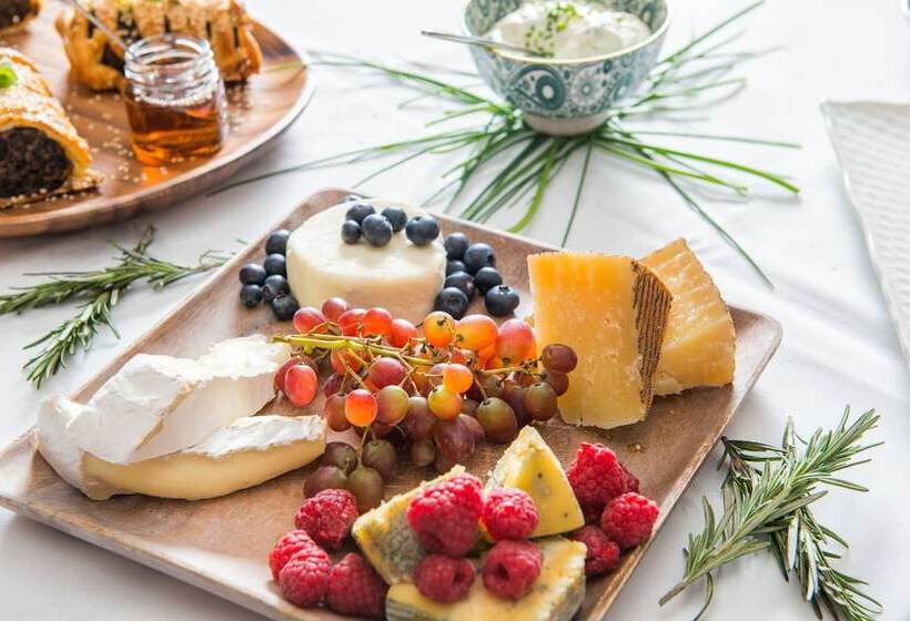 בית מלון כפרי Brook Lane