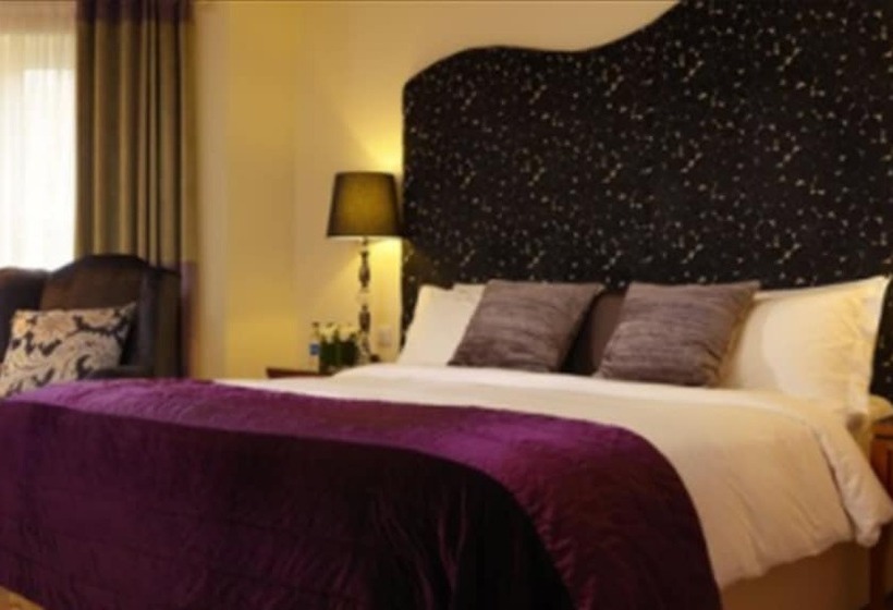 בית מלון כפרי Brook Lane