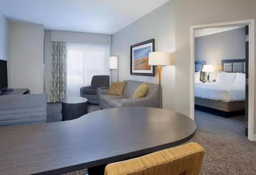 Hotelli Candlewood Suites Kearney, An Ihg