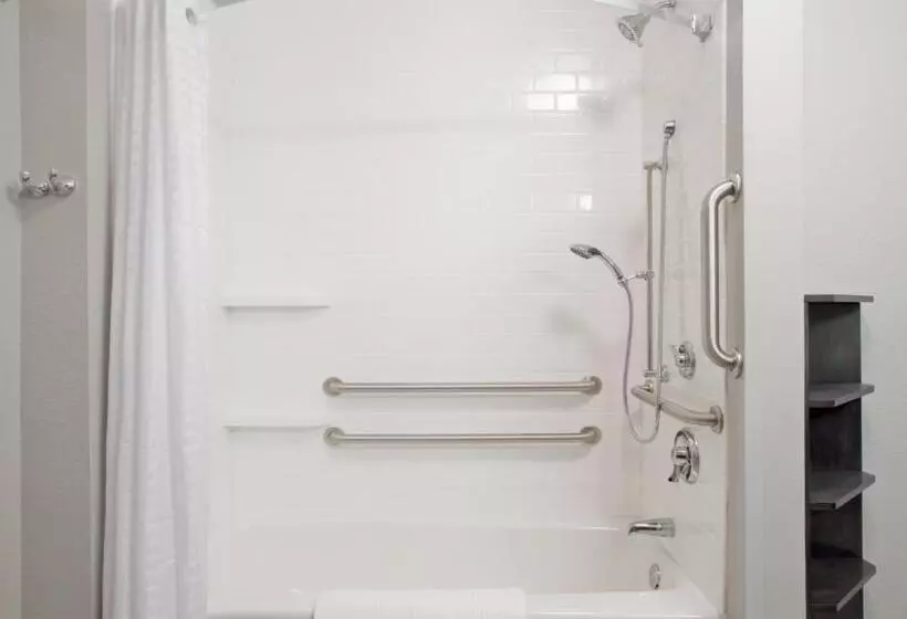 Hotelli Candlewood Suites Kearney, An Ihg