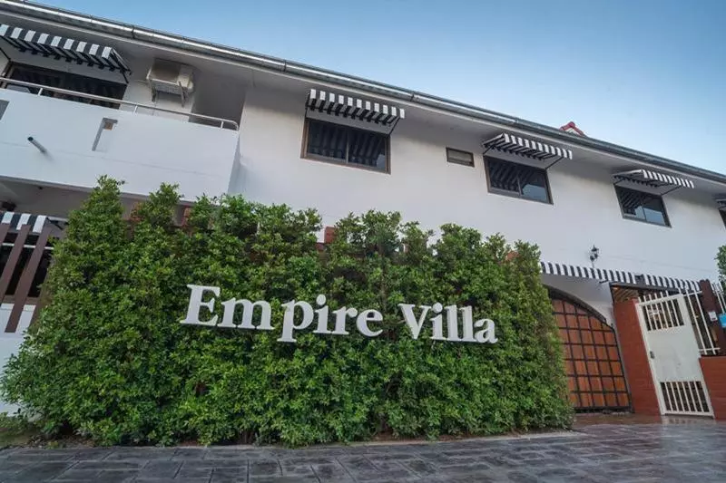 هتل Empire Villa