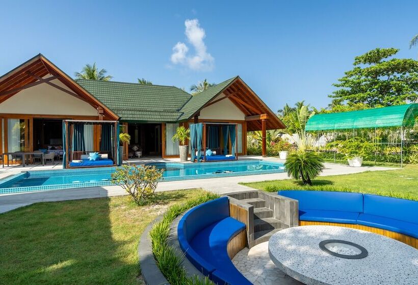 هتل Furaveri Maldives