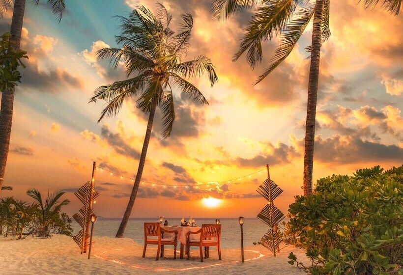 هتل Furaveri Maldives