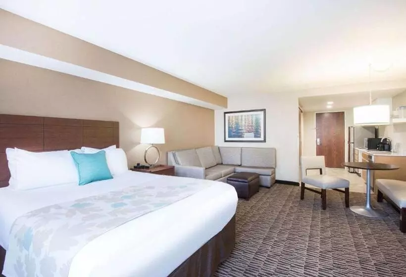 ホテル Hawthorn Extended Stay By Wyndham Saint Clairsville