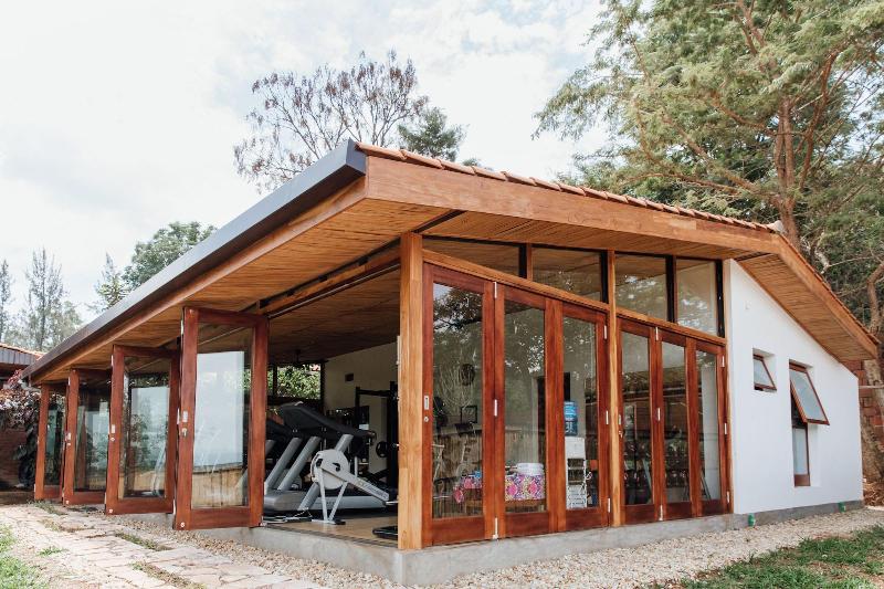 Hotel Heaven Restaurant & Boutique