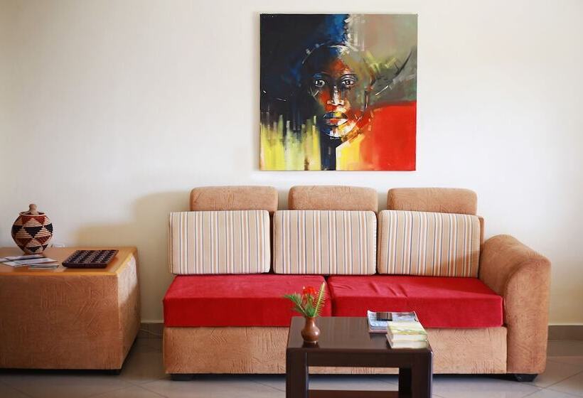 Hotel Heaven Restaurant & Boutique