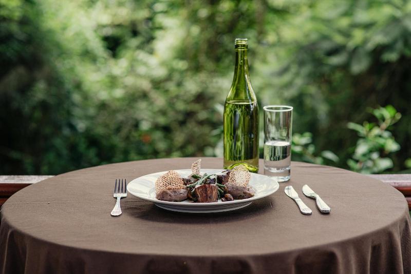 Hotel Heaven Restaurant & Boutique