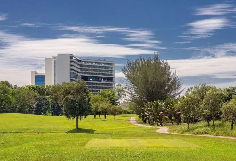 ホテル Radisson Golf & Convention Center Batam
