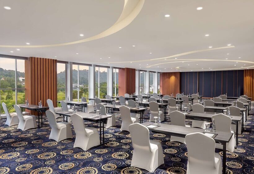 בית מלון כפרי Radisson Golf & Convention Center Batam