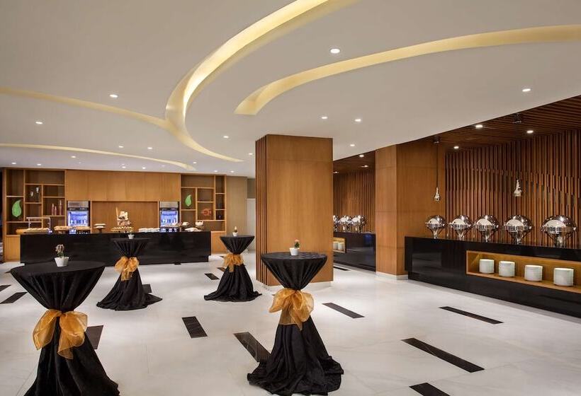 בית מלון כפרי Radisson Golf & Convention Center Batam