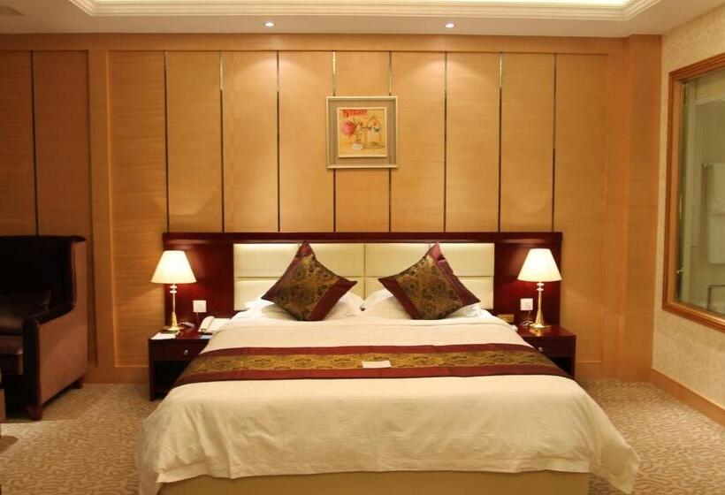 هتل Sogecoa Golden Peacock