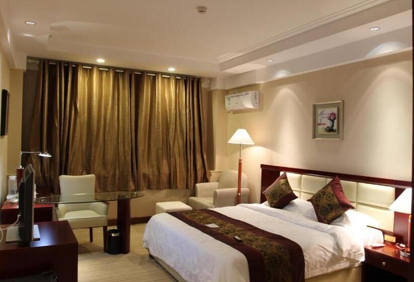 هتل Sogecoa Golden Peacock