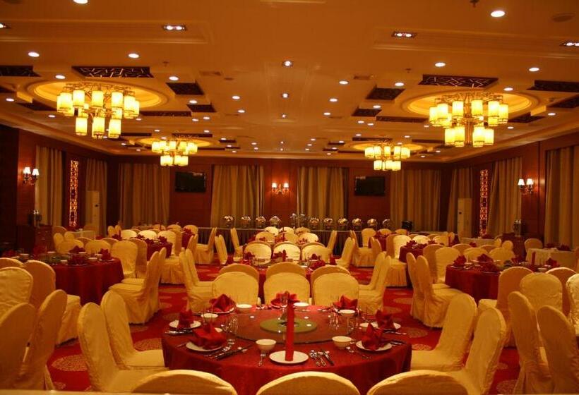 هتل Sogecoa Golden Peacock